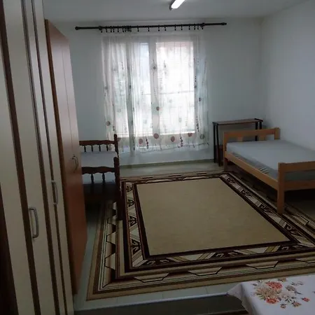 Large Studio 아파트 *